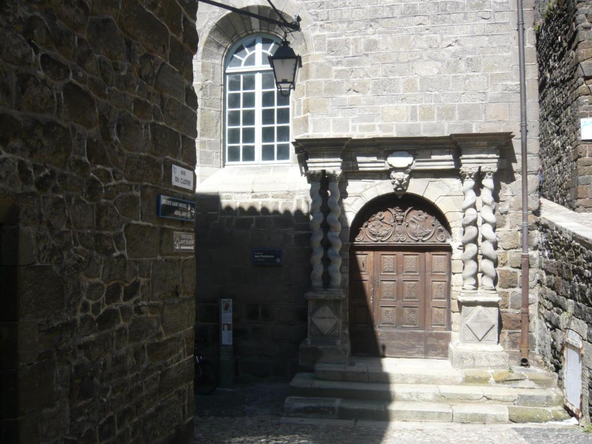 Апартаменти Le Petit St Clair Le Puy-en-Velay Екстер'єр фото